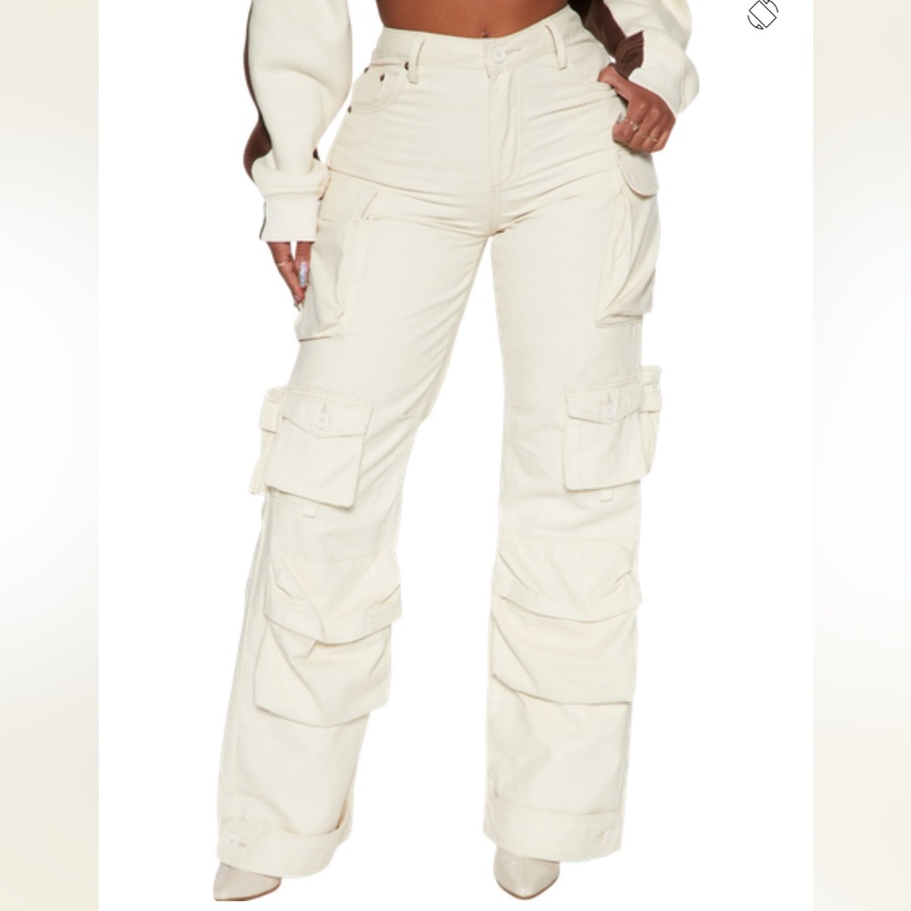 Women's Cream Cargo Pants